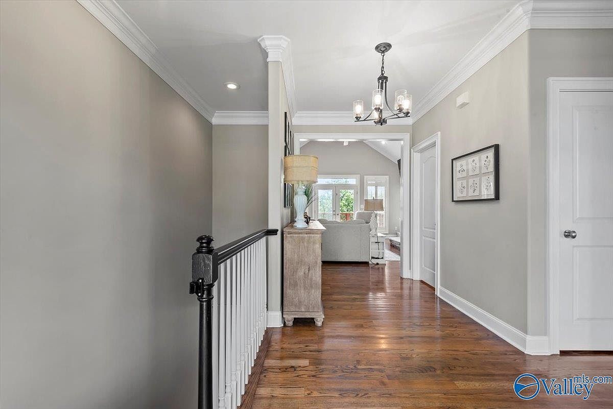 100 Spy Glass Cv Guntersville, AL 35976 - Thumbnail 3