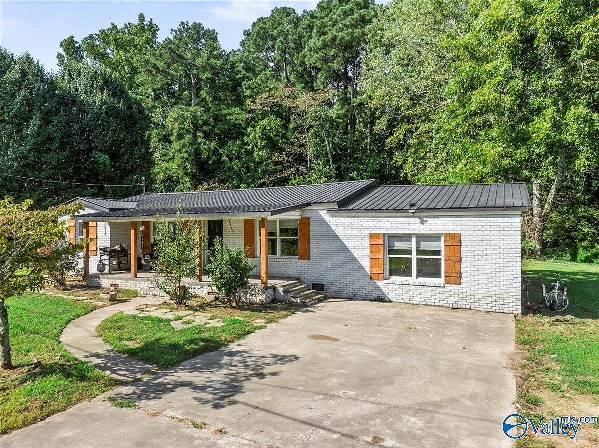 1107 McVille Rd Boaz, AL 35957 - Thumbnail 3