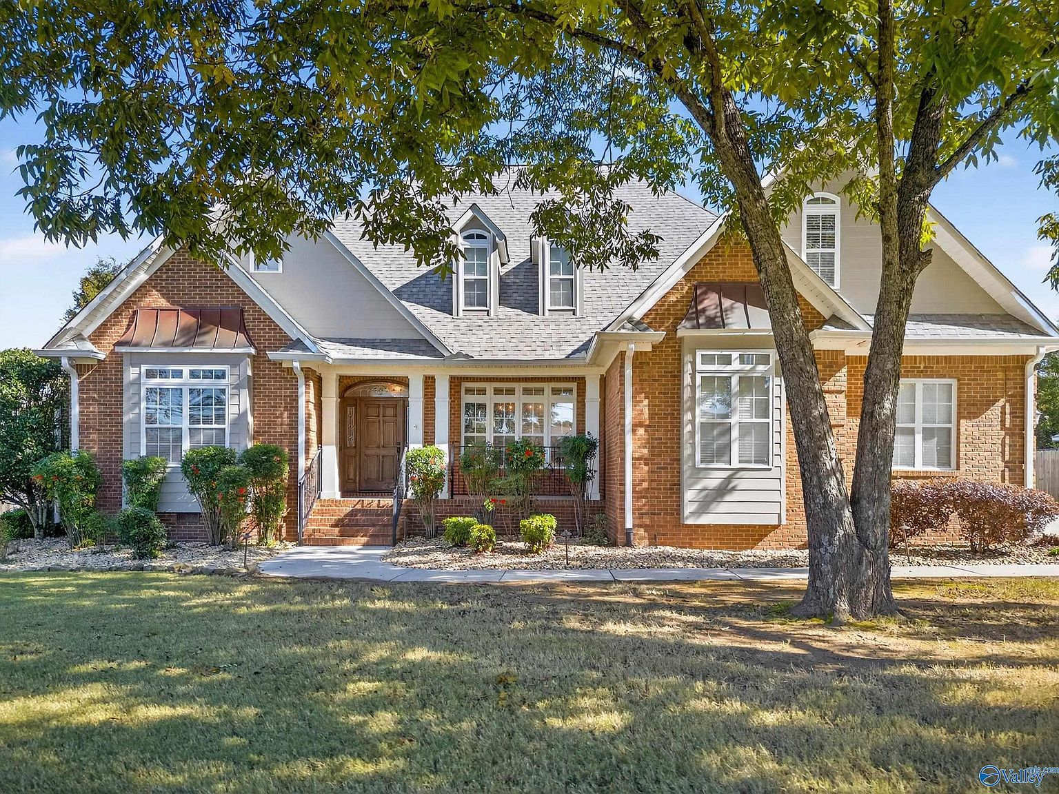 6463 Spring Creek Dr Guntersville, AL 35976 - Thumbnail 3