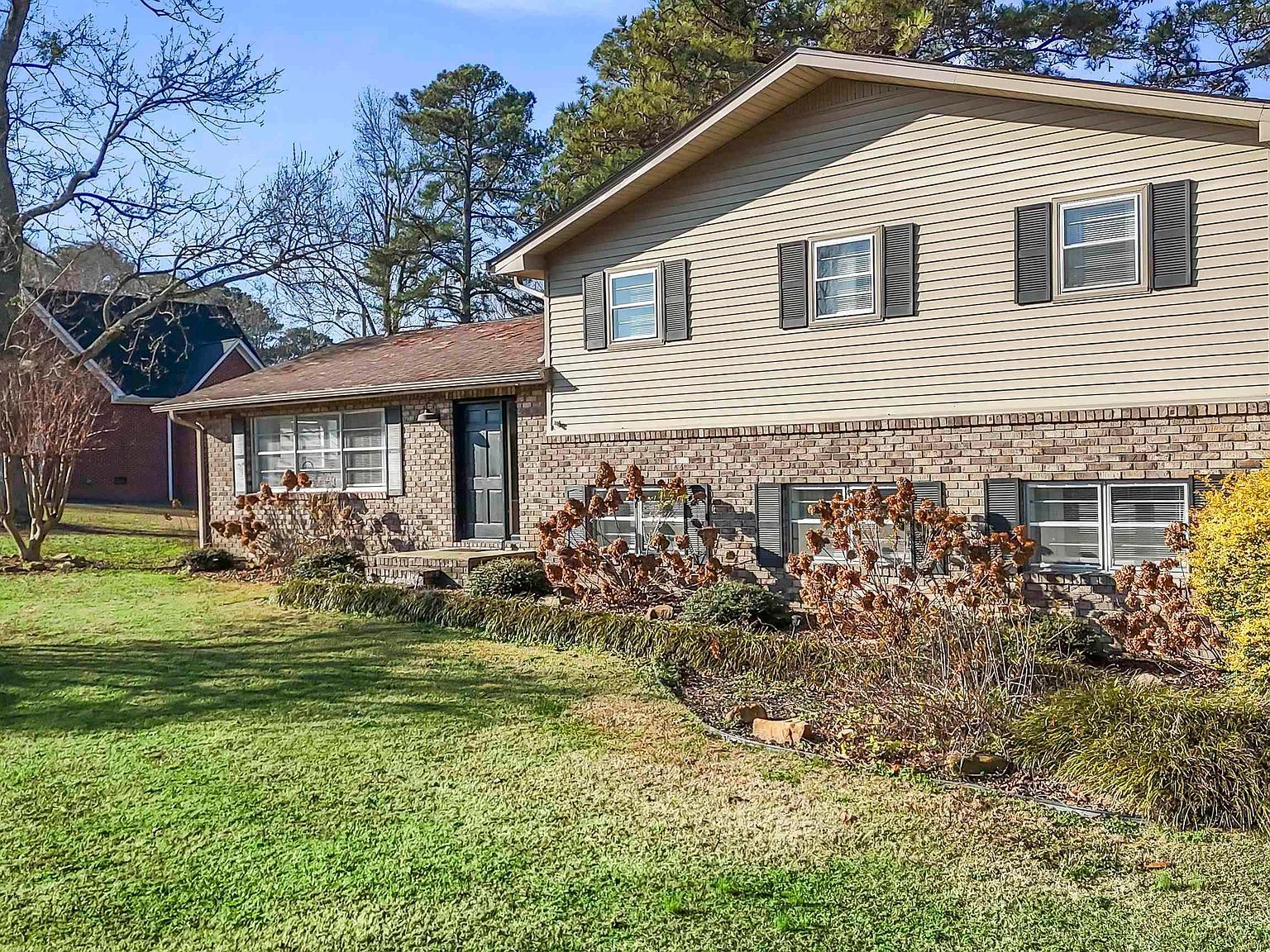 1201 Elm Cir Albertville, AL 35950 - Thumbnail 3