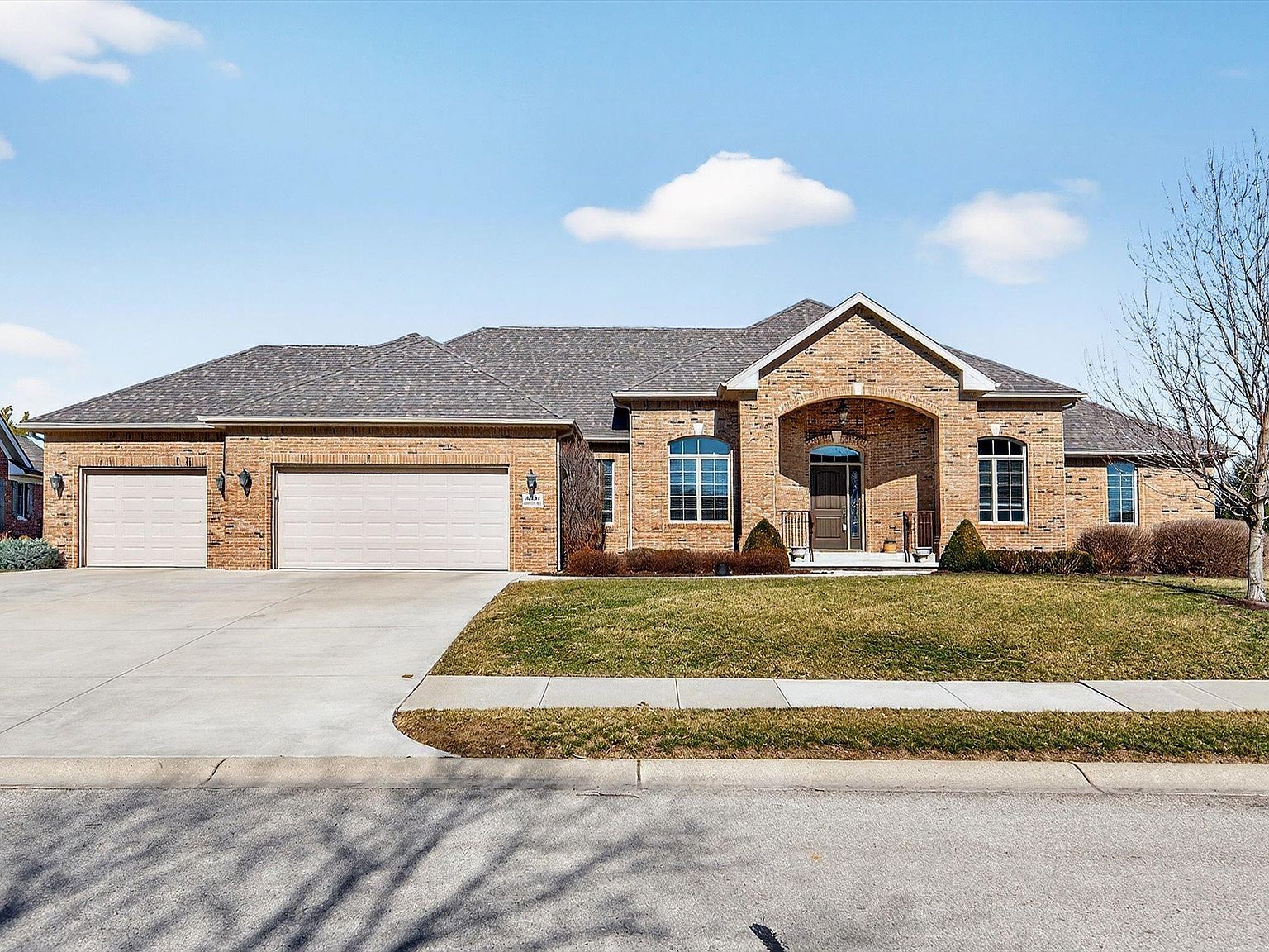 5504 W Sawgrass Way Muncie, IN 47304 - Thumbnail 3