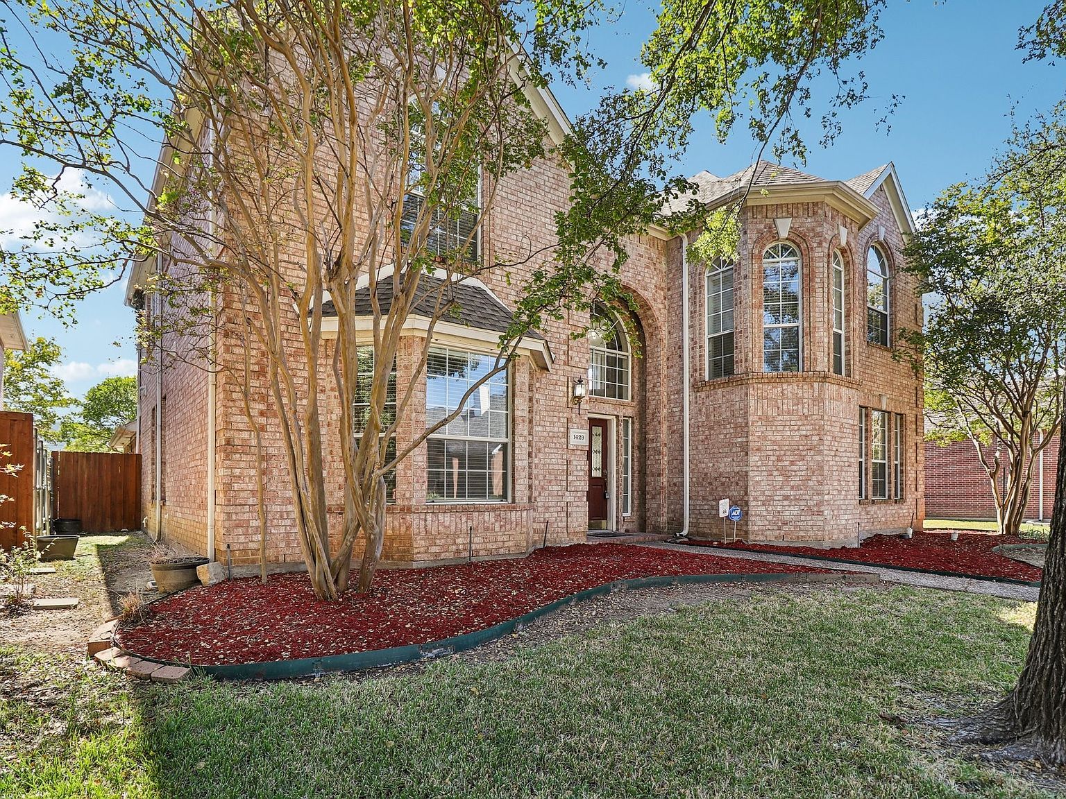 1429 Indian Spgs Carrollton, TX 75007 - Thumbnail 3