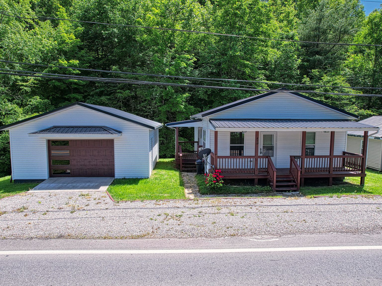 896 Prestonsburg St West Liberty, KY 41472 - Thumbnail 3