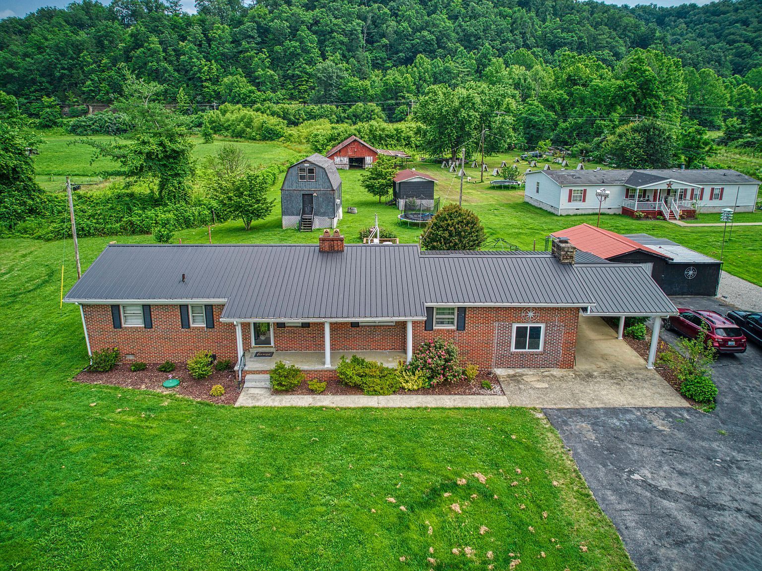 4787 S River Rd Salyersville, KY 41465 - Thumbnail 3