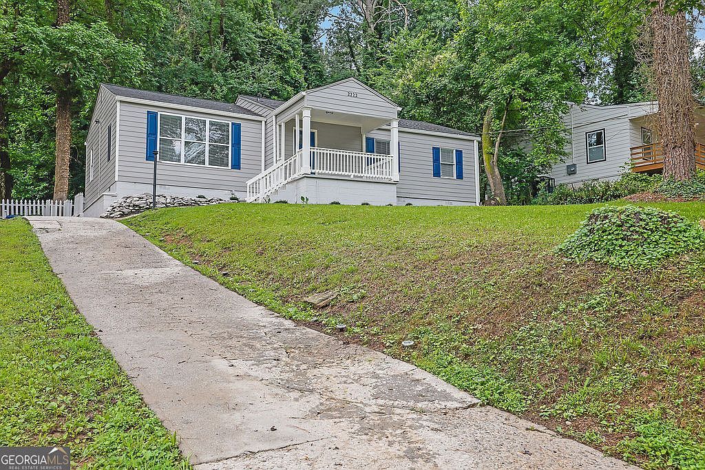 2222 Beecher Cir SW Atlanta, GA 30311 - Thumbnail 3