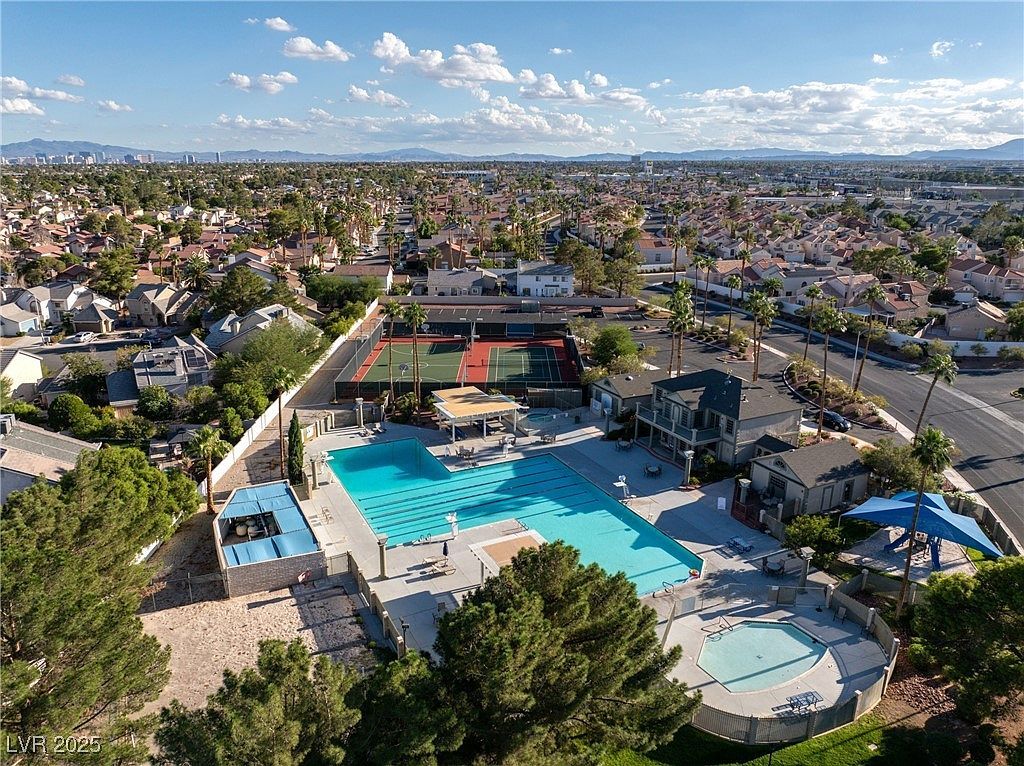 2624 Shakespeare Rd Las Vegas, NV 89108 - Thumbnail 3