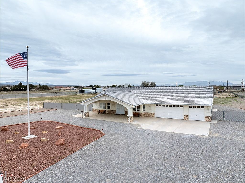 3221 Cactus St Pahrump, NV 89048 - Thumbnail 3