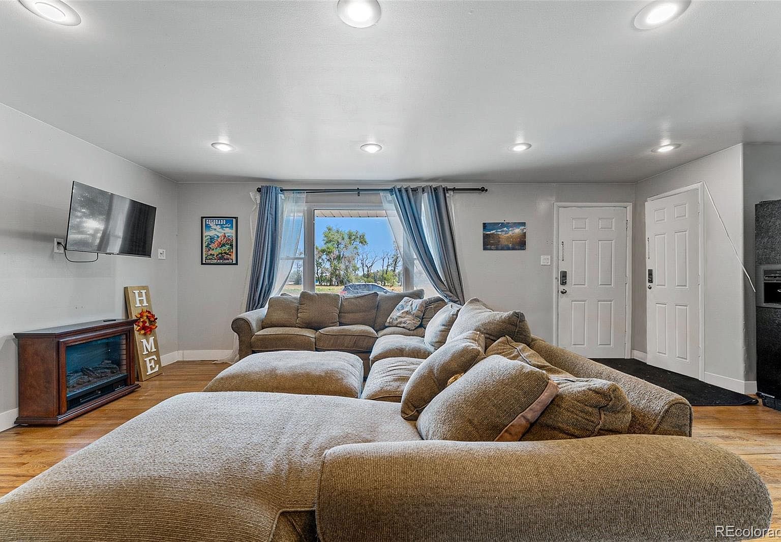 8520 W 32nd Pl Wheat Ridge, CO 80033 - Thumbnail 3