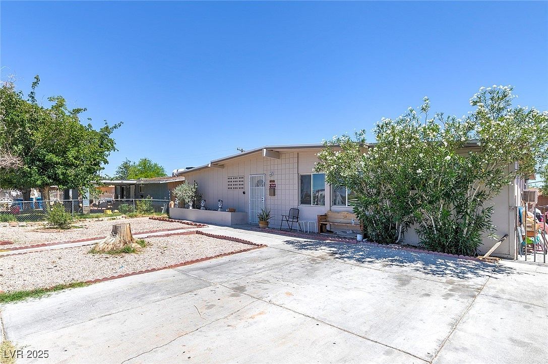 3212 Osage Ave Las Vegas, NV 89101 - Thumbnail 3