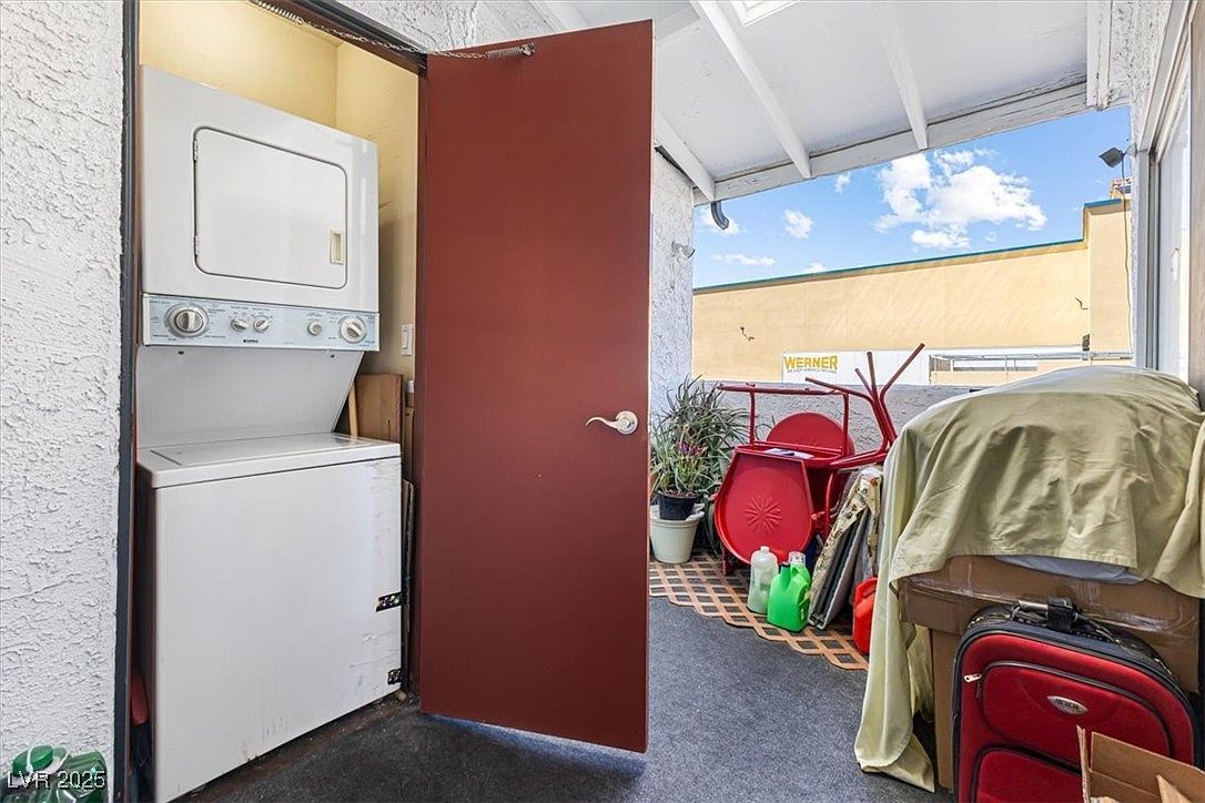 1455 E Katie Ave UNIT A21 Las Vegas, NV 89119 - Thumbnail 3