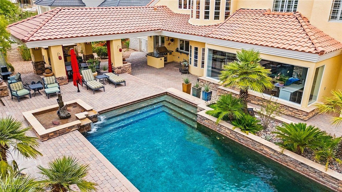 7428 Doe Ave Las Vegas, NV 89117 - Thumbnail 3