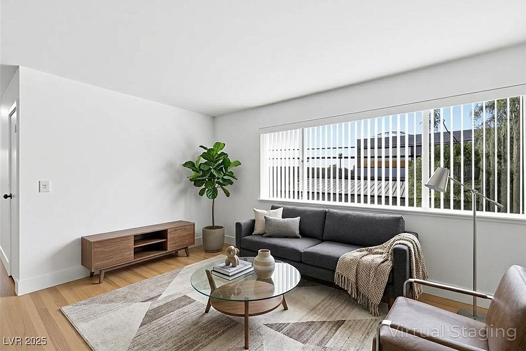 1521 Elizabeth Ave UNIT 4 Paradise, NV 89119 - Thumbnail 3