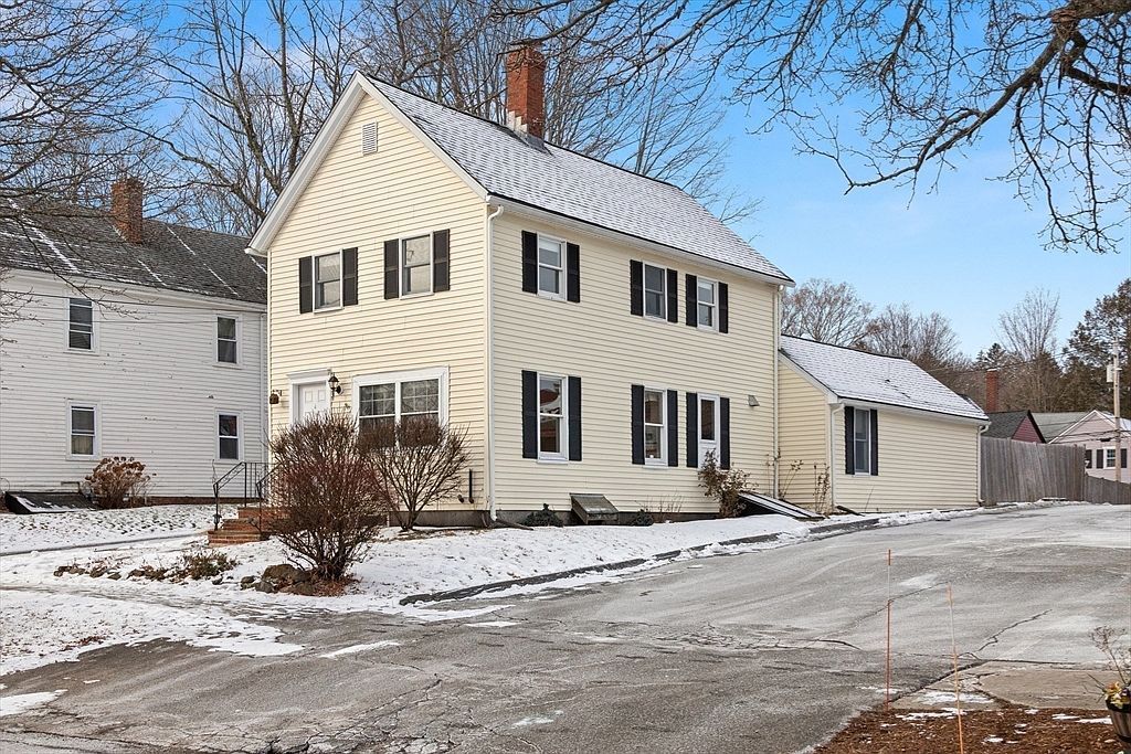 11 Central St Georgetown, MA 01833 - Thumbnail 3