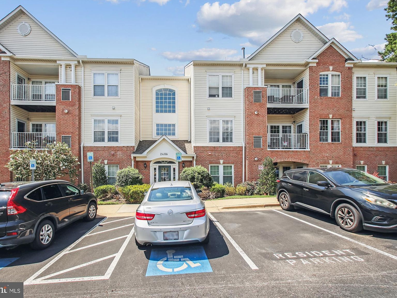 2406 Chestnut Terrace Ct UNIT 103 Odenton, MD 21113 - Thumbnail 3