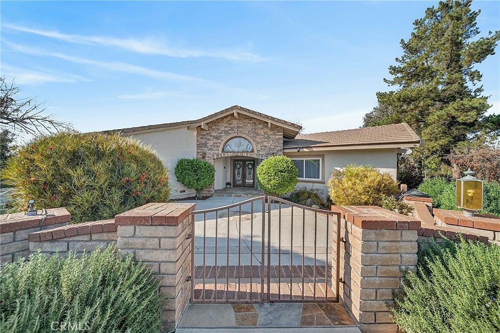 30470 Avenida Estrada Temecula, CA 92591 - Thumbnail 3