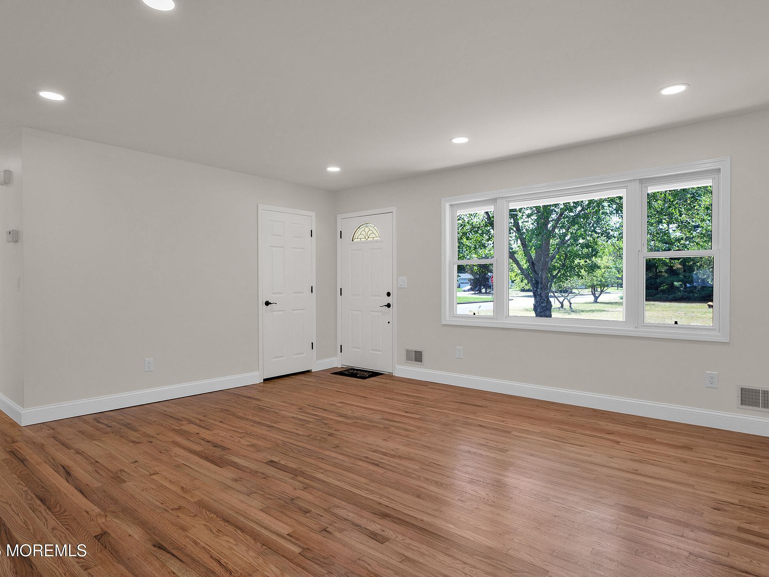 2 Stanford Dr Toms River, NJ 08757 - Thumbnail 3