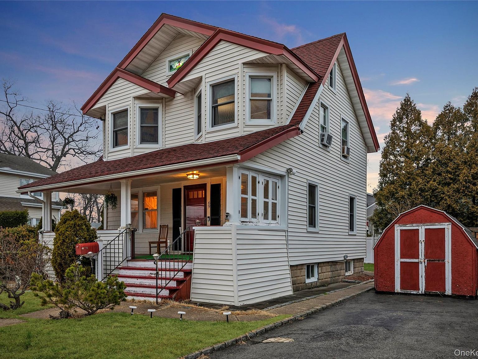 69 Forest Ave Valley Stream, NY 11581 - Thumbnail 3