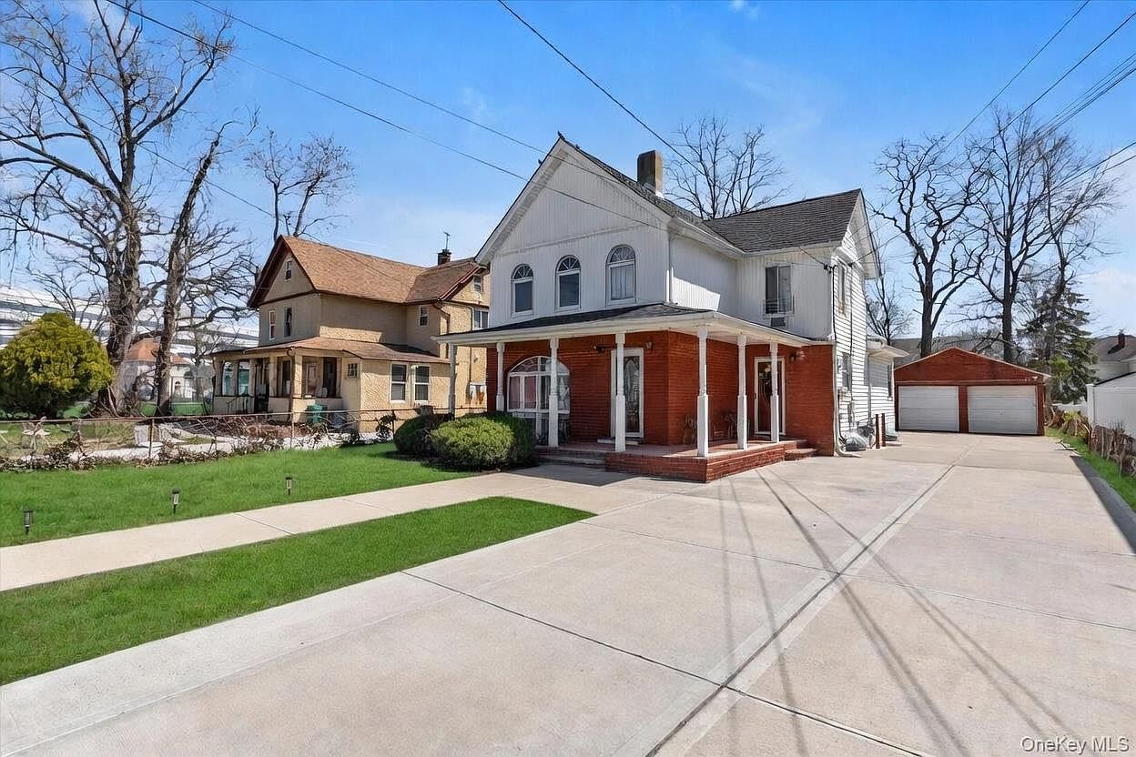 38 5th St Valley Stream, NY 11581 - Thumbnail 3