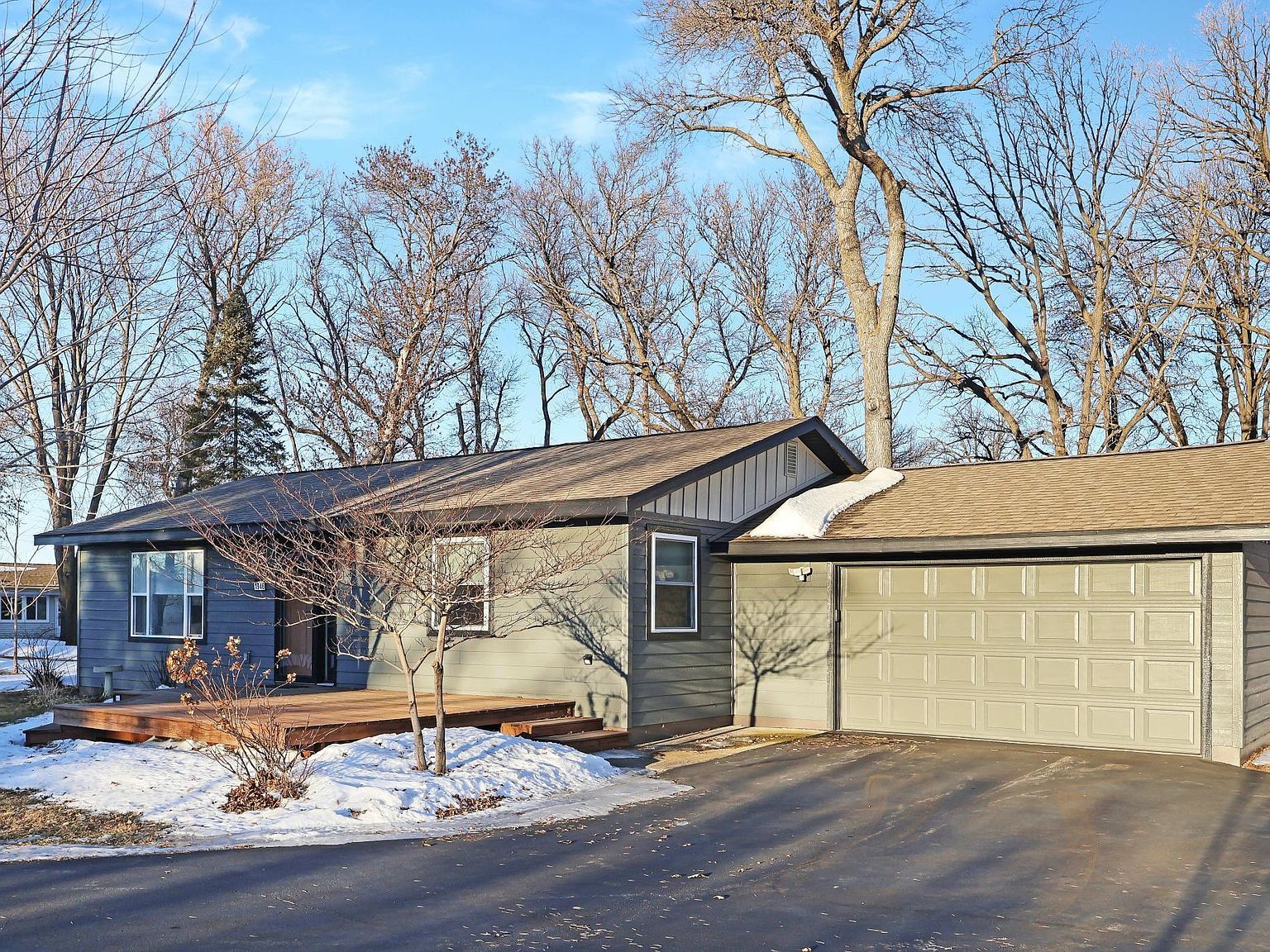 1946 Lake St E Osakis, MN 56360 - Thumbnail 3