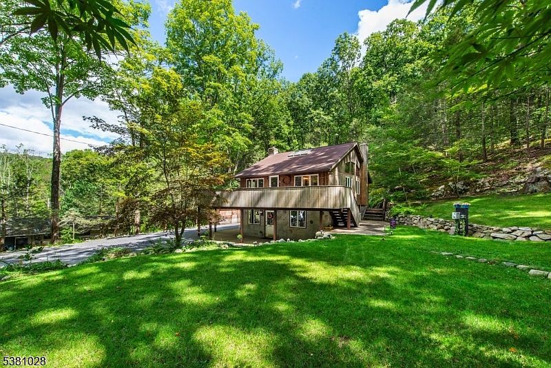 20 Glenwood Ln Sussex, NJ 07461 - Thumbnail 3