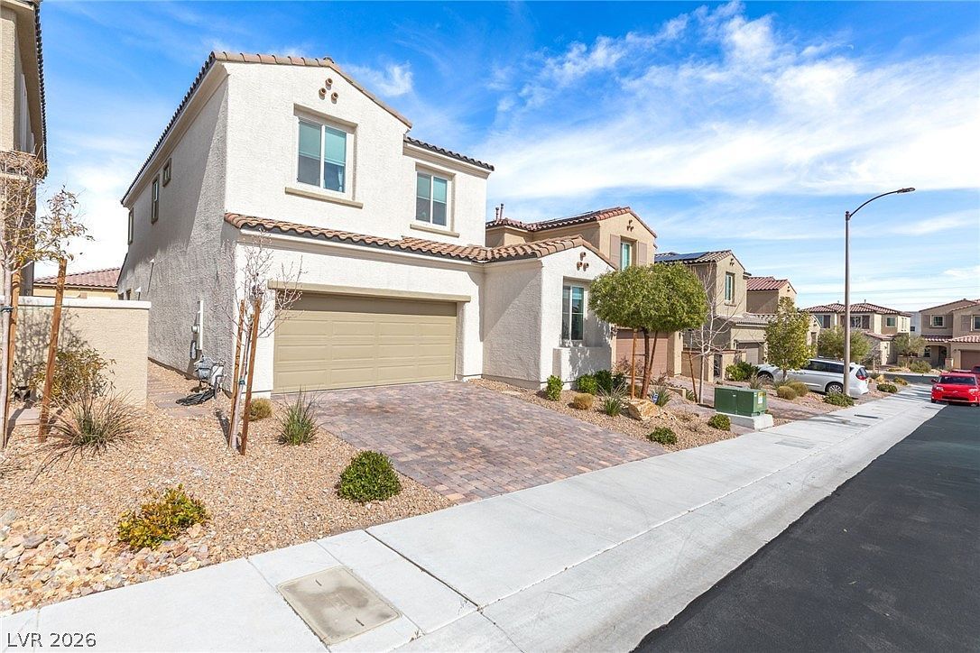 10786 Rockvale Falls Ave Las Vegas, NV 89166 - Thumbnail 3