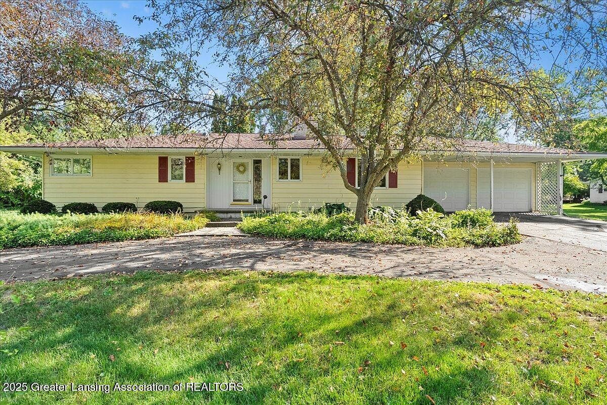 6454 Pleasant River Dr Dimondale, MI 48821 - Thumbnail 3