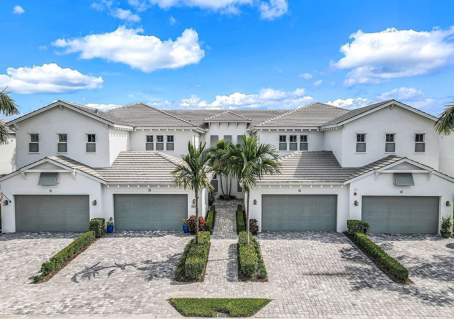 8936 Saint Lucia Dr #201 Naples, FL 34114 - Thumbnail 3