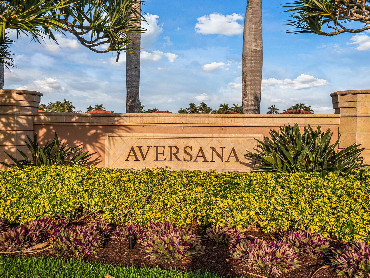 1060 Borghese Ln APT 1005 Naples, FL 34114 - Thumbnail 3