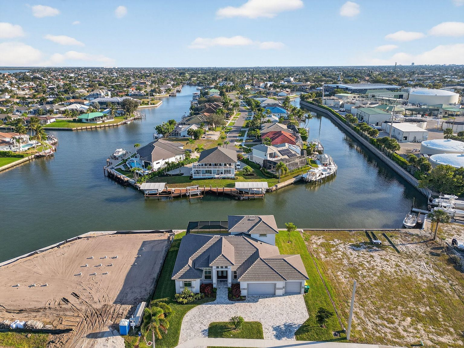 980 N Barfield Dr Marco Island, FL 34145 - Thumbnail 3