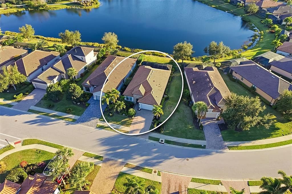 12729 Del Corso Loop Bradenton, FL 34211 - Thumbnail 3