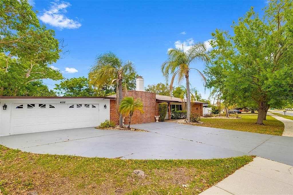 4158 Prudence Dr Sarasota, FL 34235 - Thumbnail 3