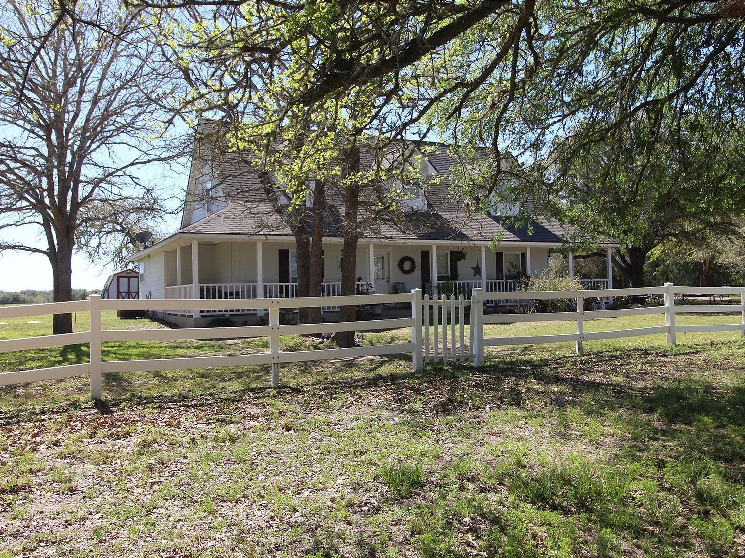 8575 Schuster Rd Nechanitz, TX 78946 - Thumbnail 3