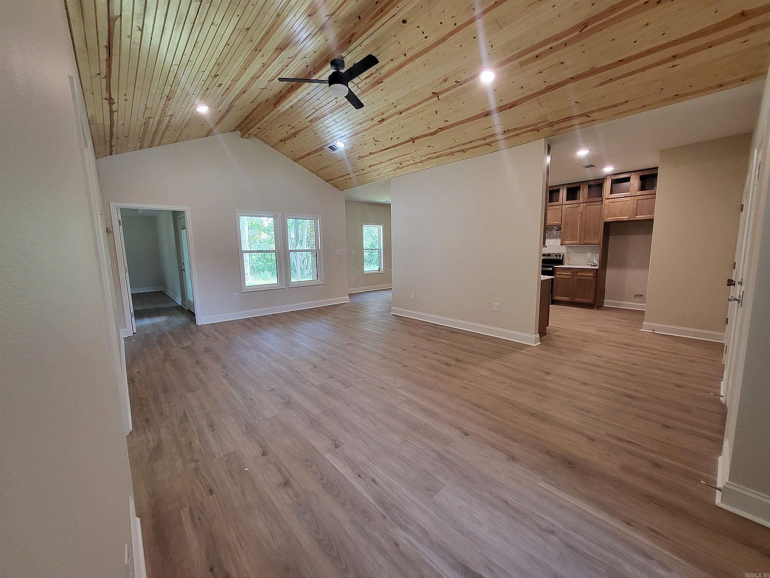 929 N Jeff Davis Ave Jacksonville, AR 72076 - Thumbnail 3