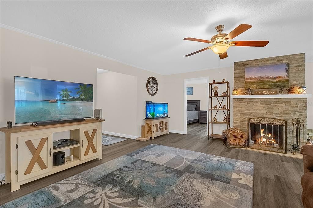 316 N Leavitt Ave Orange City, FL 32763 - Thumbnail 3