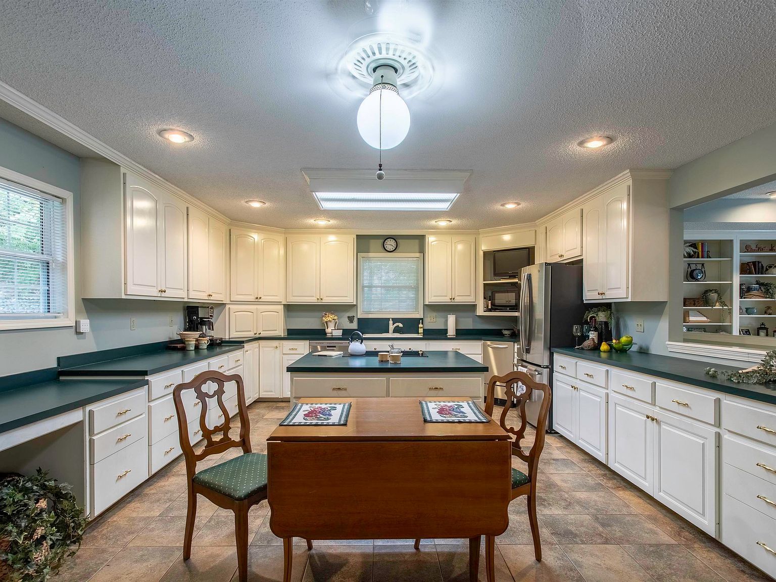 28 N Lakeshore Dr Cherokee Village, AR 72529 - Thumbnail 3