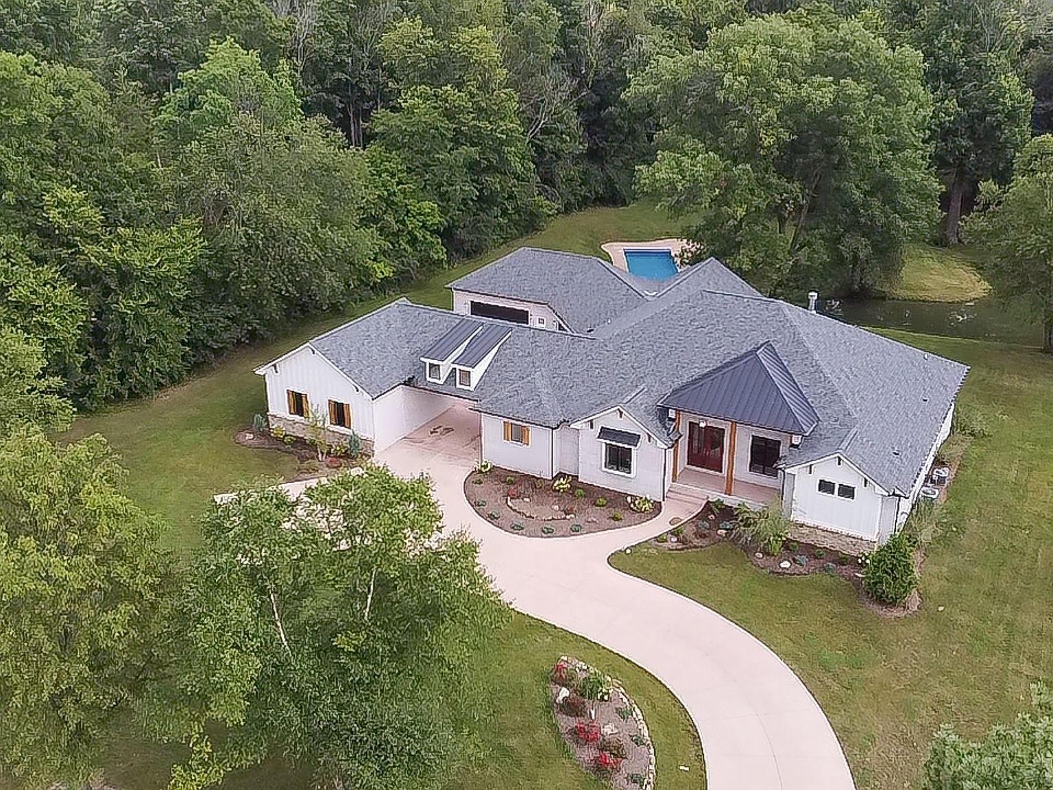 3621 Olive Branch Rd Greenwood, IN 46143 - Thumbnail 3