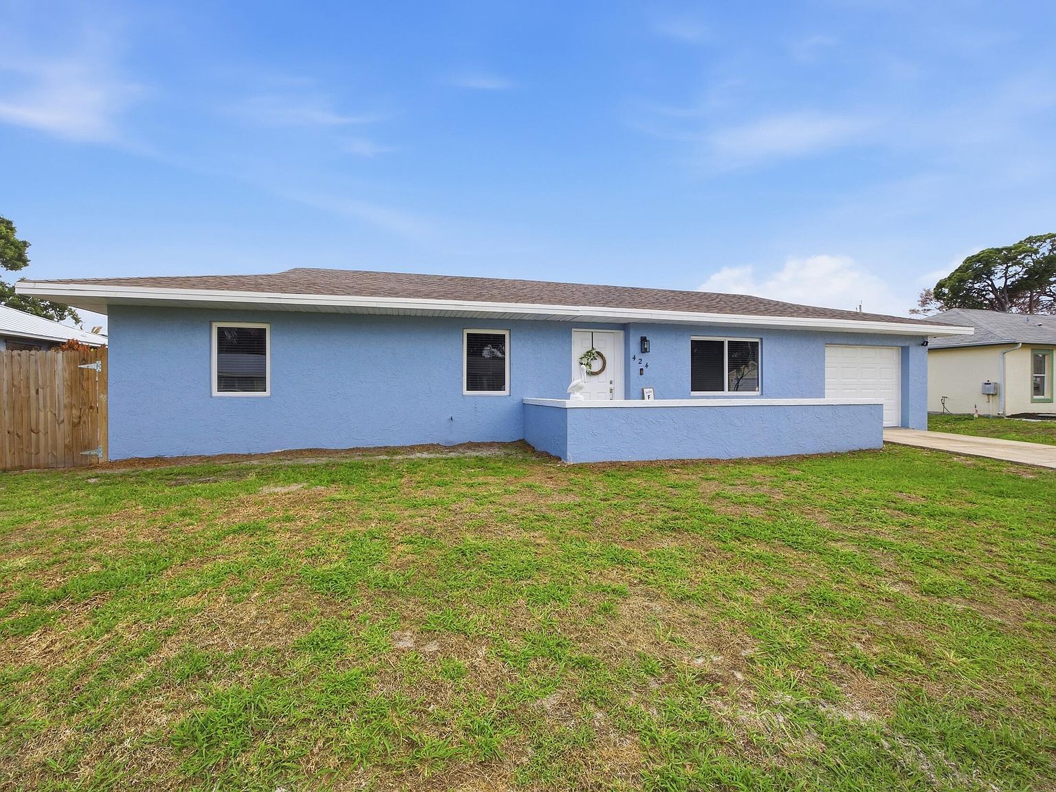 424 SE Fallon Dr Port Saint Lucie, FL 34983 - Thumbnail 3