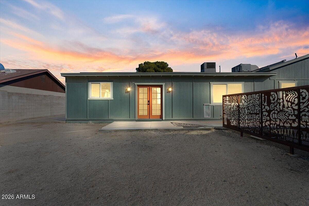 145 W San Remo St Gilbert, AZ 85233 - Thumbnail 3