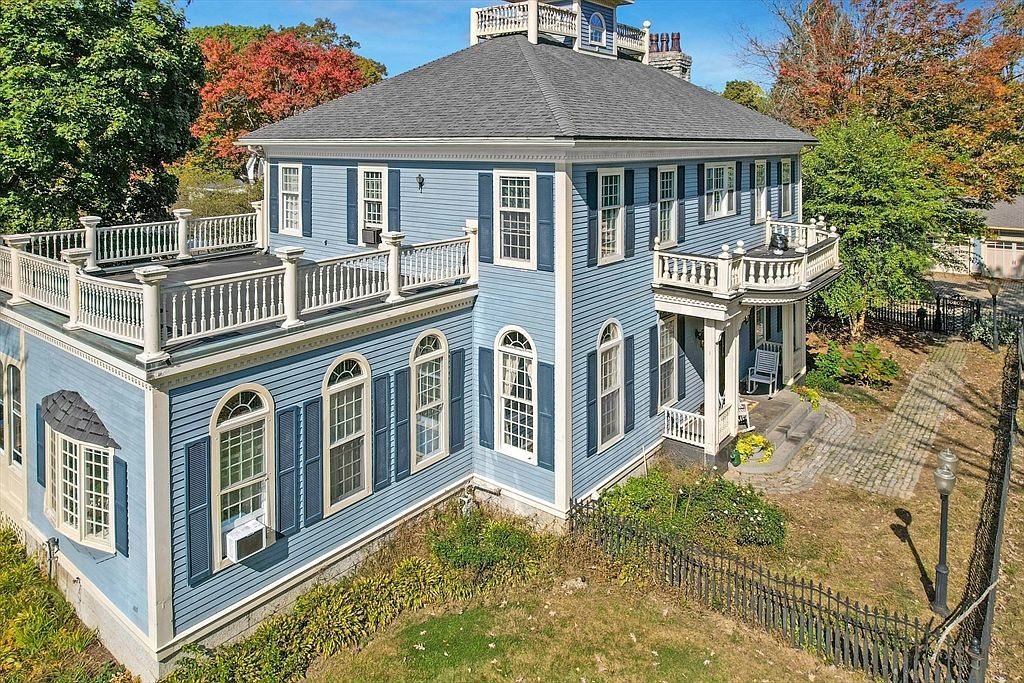 667 Grove St Worcester, MA 01605 - Thumbnail 3