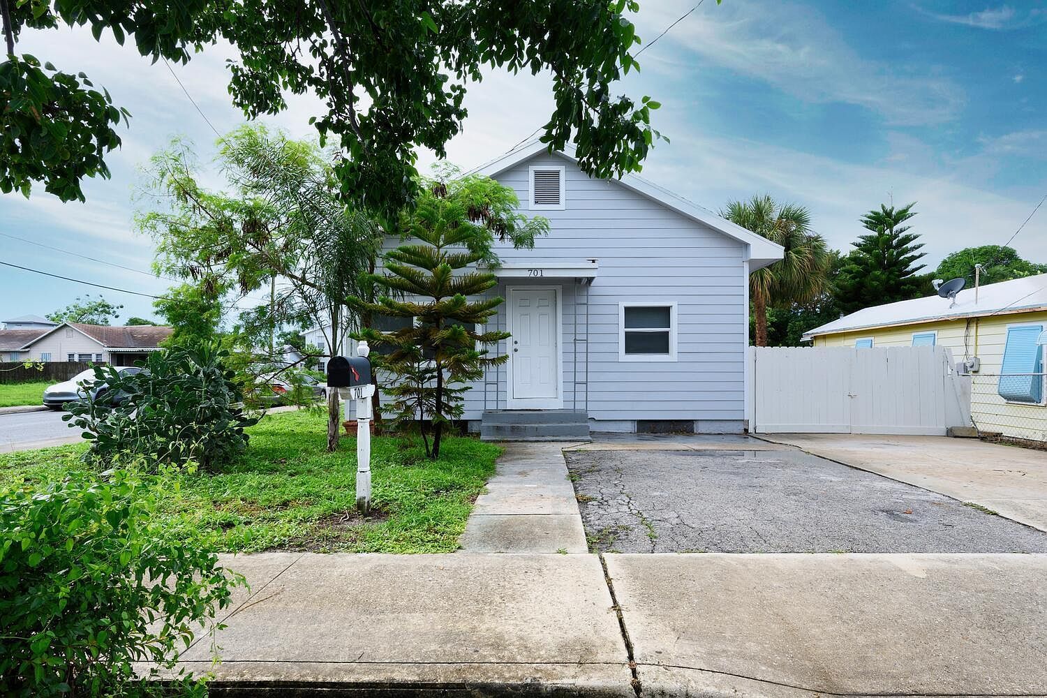 701 Washington Ave Lake Worth, FL 33460 - Thumbnail 3