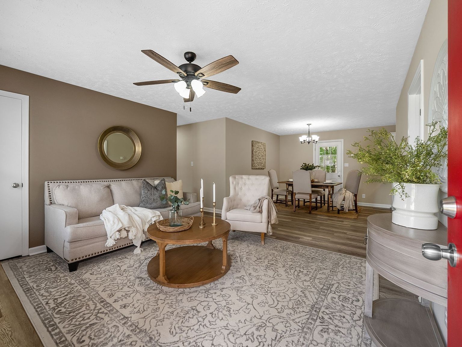 576 Cabot Cv Clarksville, TN 37042 - Thumbnail 3