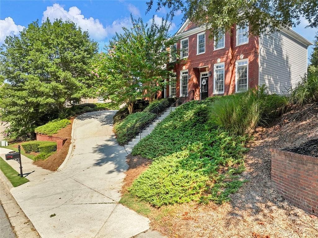 3236 NE Copper Creek Ln Buford, GA 30519 - Thumbnail 3