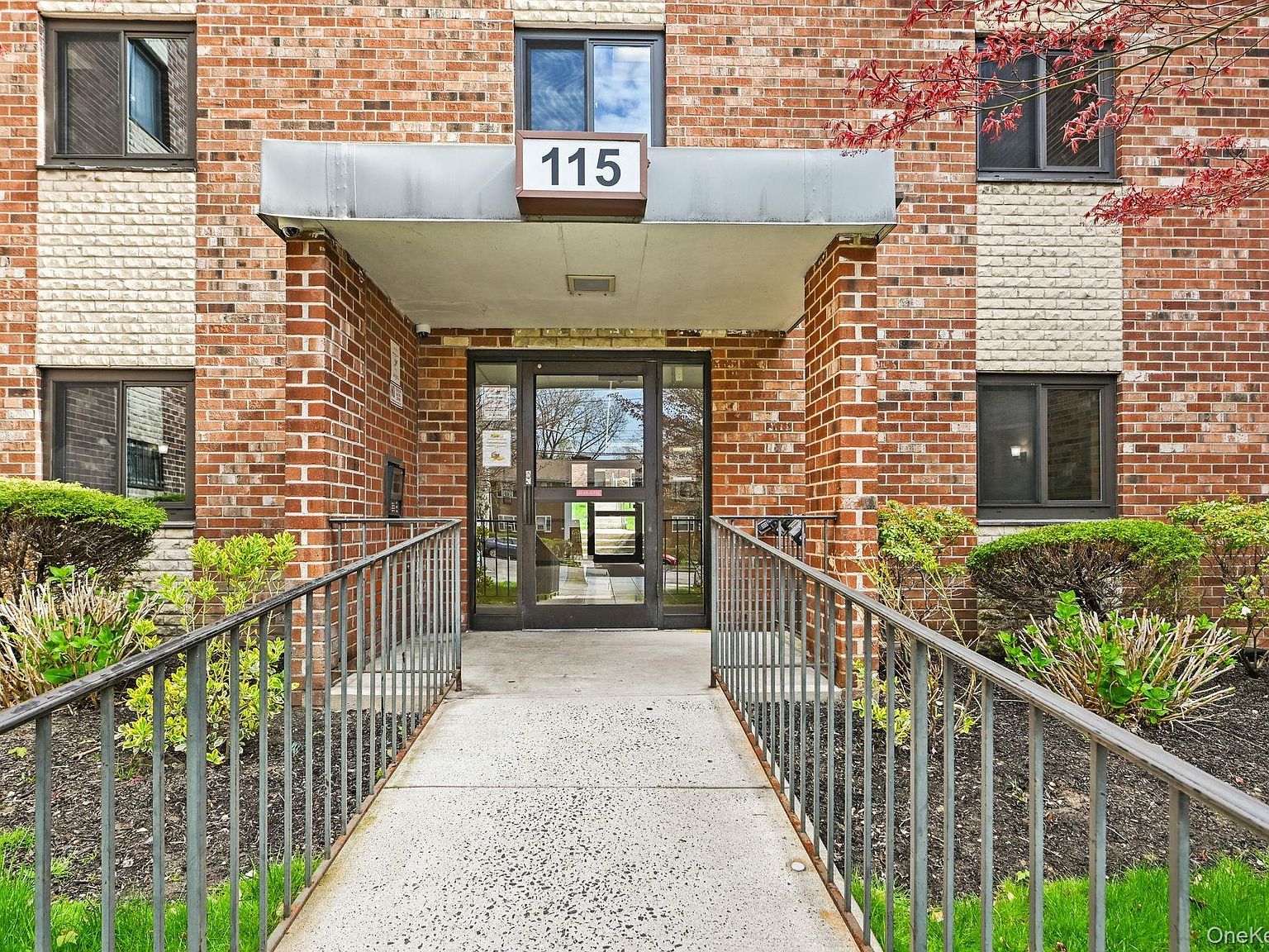 115 Dehaven Dr APT 302 Yonkers, NY 10703 - Thumbnail 3