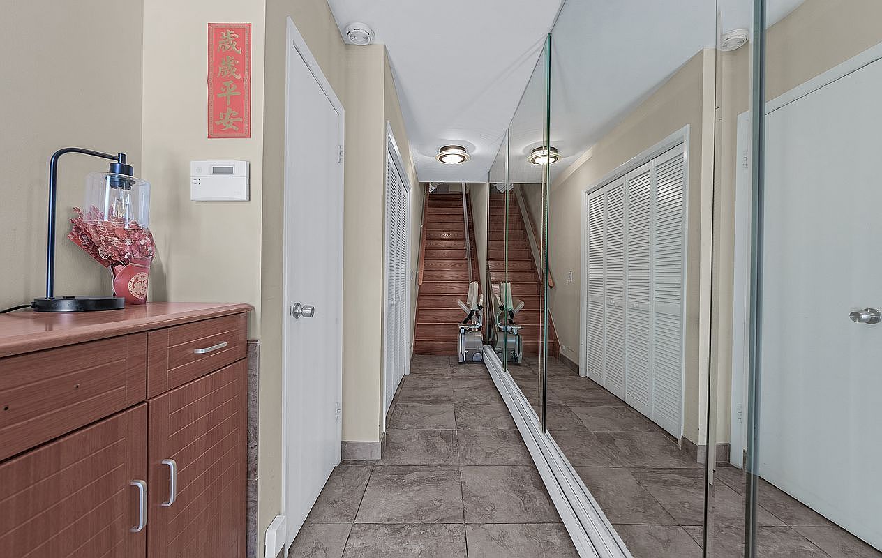 15405 Riverside Dr #12B Flushing, NY 11357 - Thumbnail 3