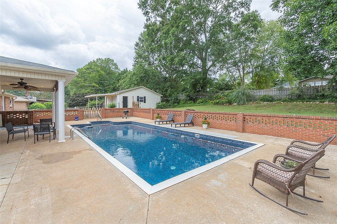 211 Lakewood Dr Anderson, SC 29621 - Thumbnail 3