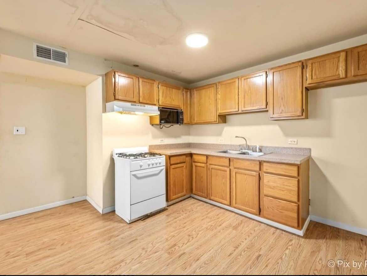 8304 S Kedzie Ave, Chicago, IL, 60652 - Thumbnail 3