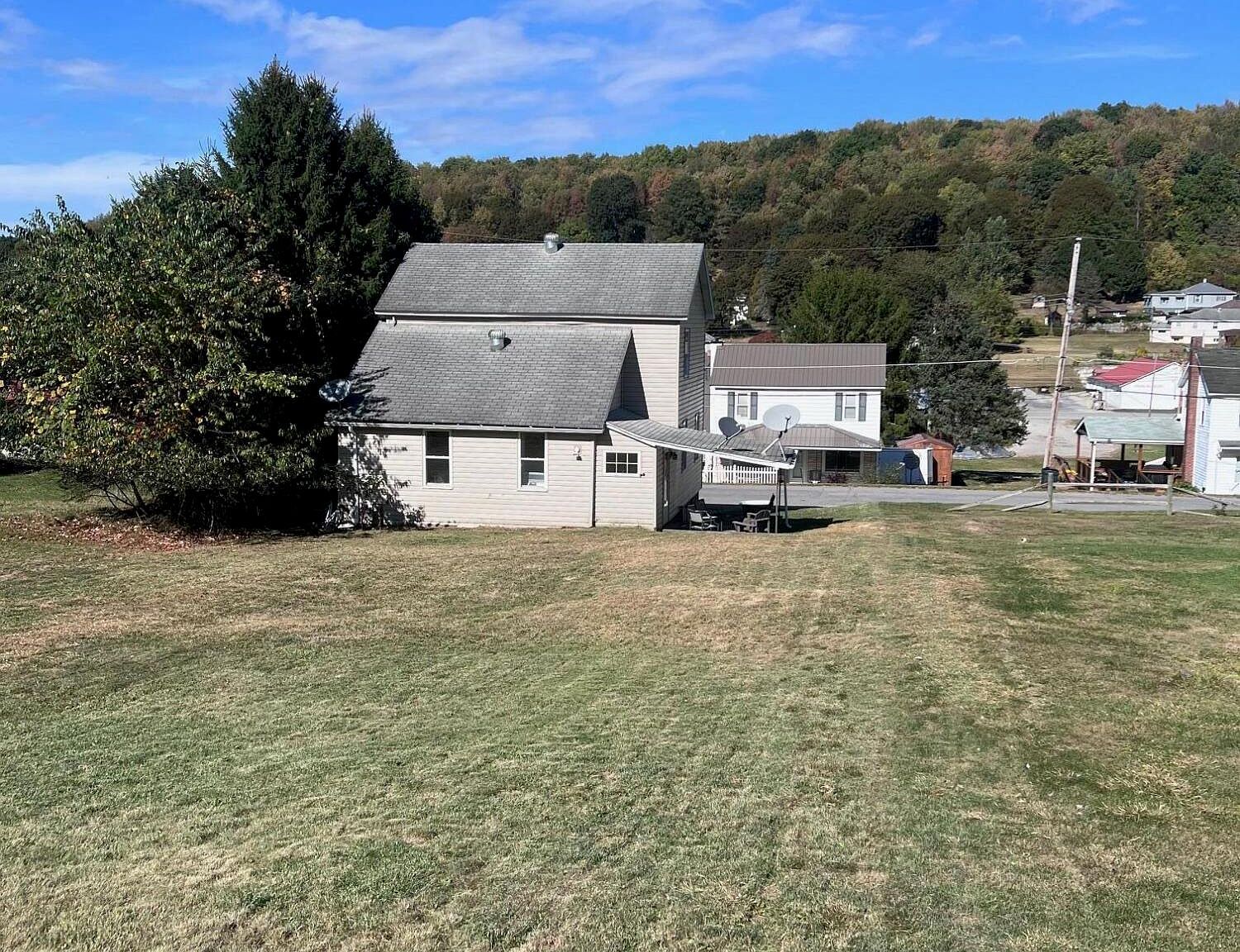 24 Upper Clinton St Rossiter, PA 15772 - Thumbnail 3