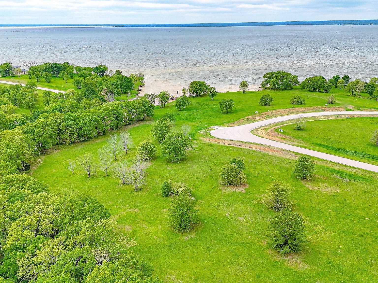 32 & 33 Lake Ridge Dr #24 Streetman, TX 75859 - Thumbnail 3