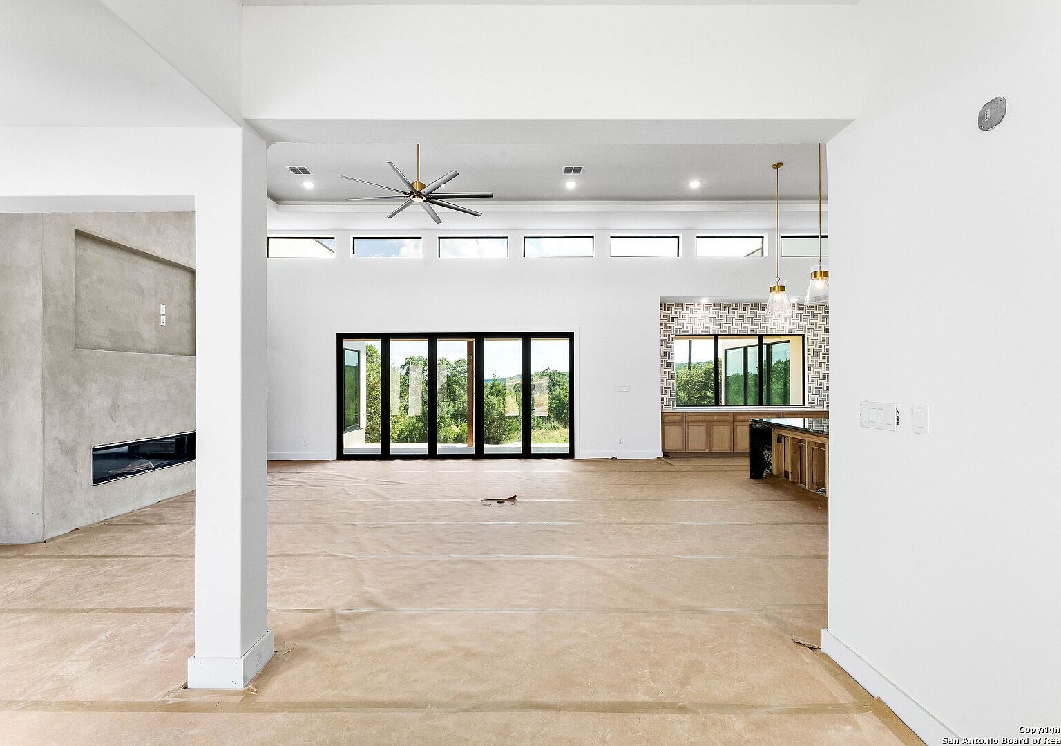 23205 Logan Cyn San Antonio, TX 78255 - Thumbnail 3