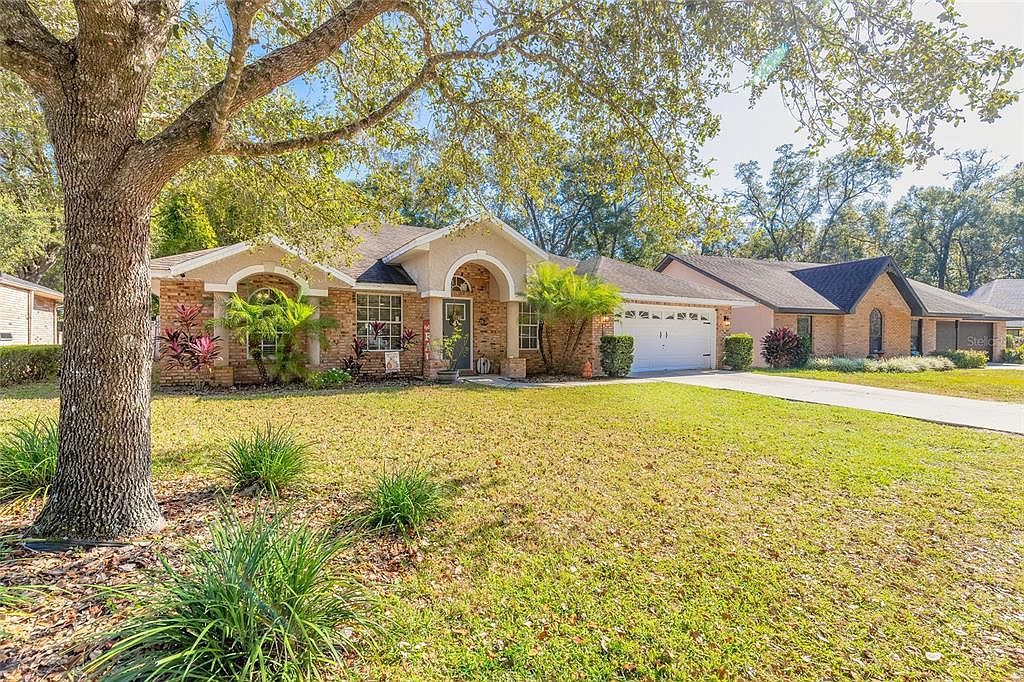 431 Secluded Oaks Trl Deland, FL 32724 - Thumbnail 3